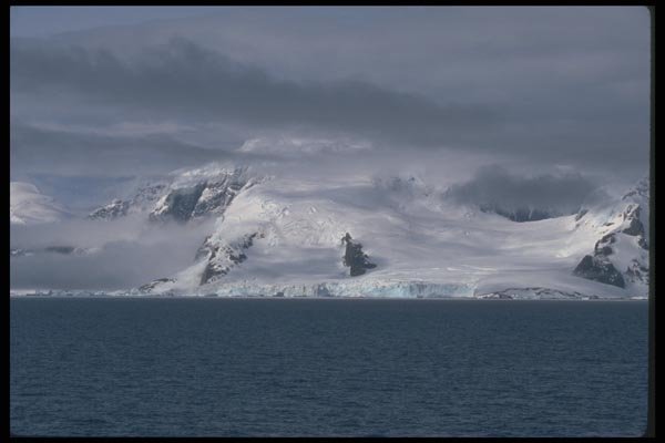 106069 Antarctica A4 Photo Print
