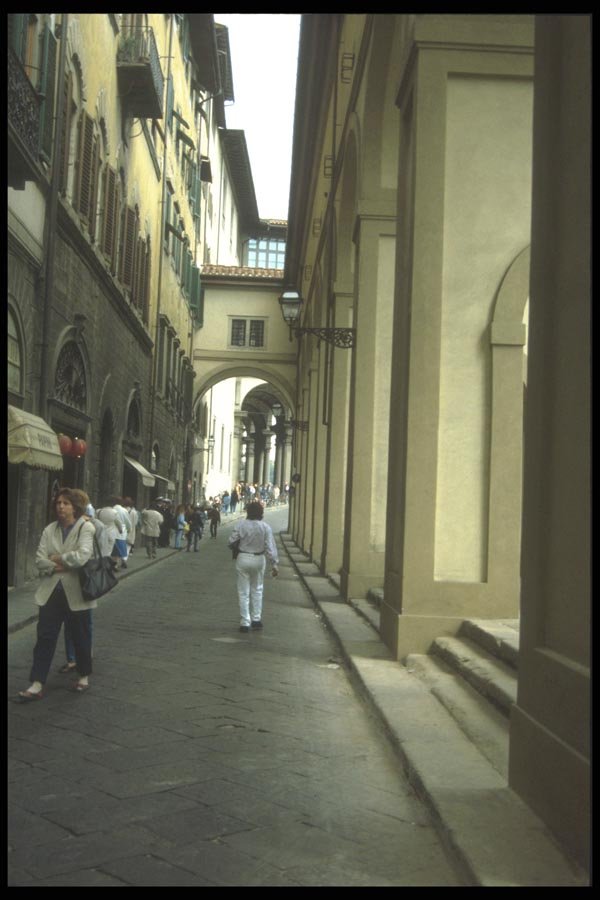 111042 Narrow Street, Florence A4 Photo Print