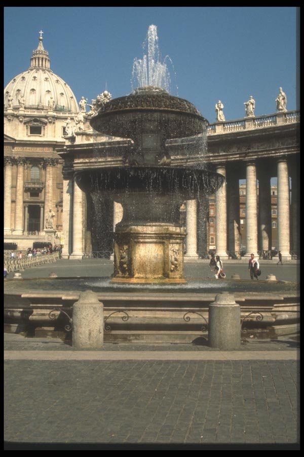 111054 Fountain, Piazza San Pietro, Rome A4 Photo Print