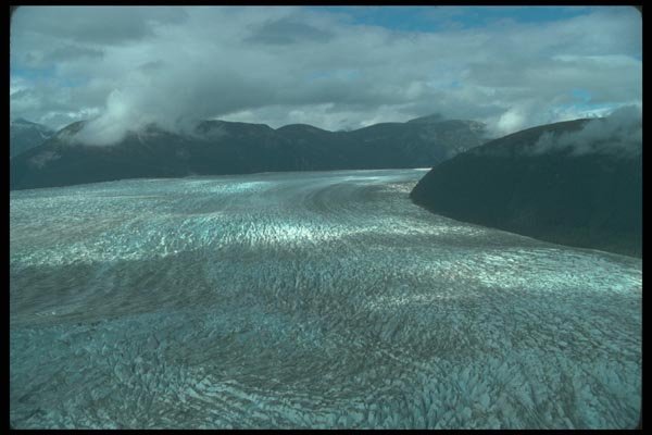 114054 Gigantic Glacier A4 Photo Print