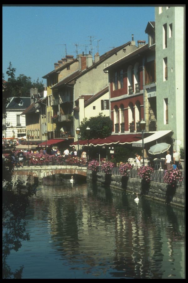 116037 View Of Canal And Architecture, Annecy A4 Photo Print