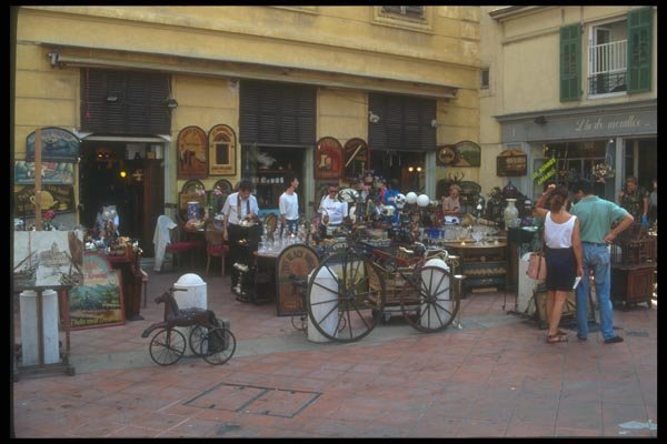116085 Secondhand Market, Nice A4 Photo Print