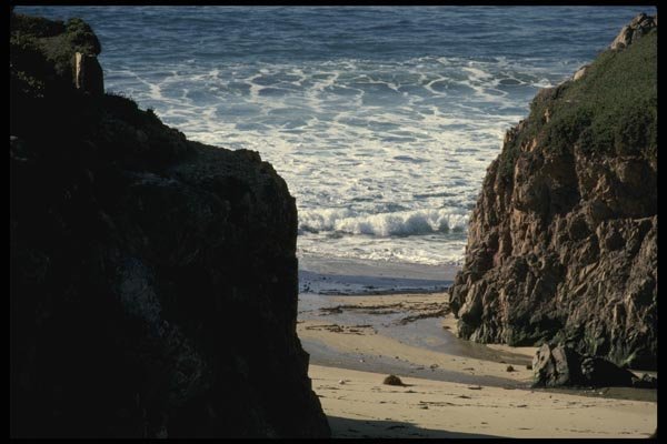 117018 Rocky Shore, Garapata State Park, CA A4 Photo Print