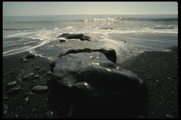 117063 Black Sand Beach, Cliffs, King Range, CA A4 Photo Print