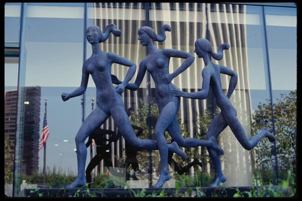 119045 'Olympiad 1984' Sculpture In Front Of Stuart Ketchum YMCA A4 Photo Print
