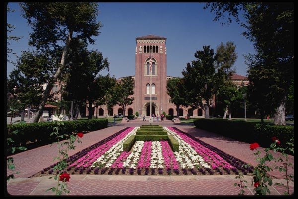 119094 Garden Facing USC Administration Building A4 Photo Print