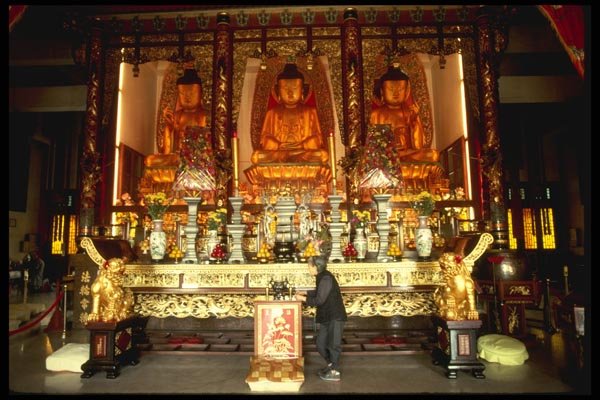 120007 Altar In Three Buddha Temple In Central Hong Kong A4 Photo Print