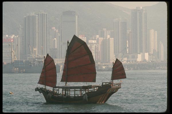 120026 Traditional Junk With Red Sails In Hong Kong Harbor A4 Photo Print