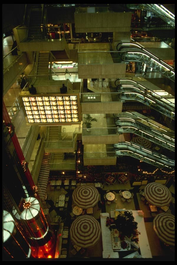 120087 Inside Kowloon's Tsim Sha Tsui Shopping Mall A4 Photo Print