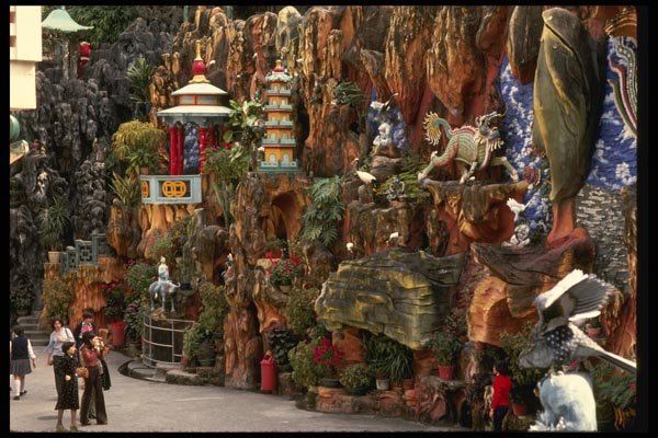 120097 Historic Soong Dynasty Tableau Tiger Balm Gardens A4 Photo Print