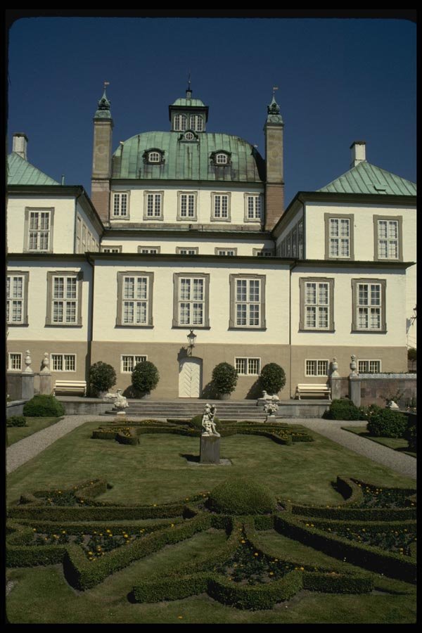 121015 Formal Gardens At Fredensborg Palace, Fredensborg A4 Photo Print