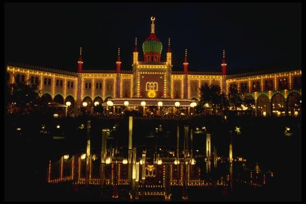 121030 Horizontal Night View Of Tivoli, The Indian Palace A4 Photo Print