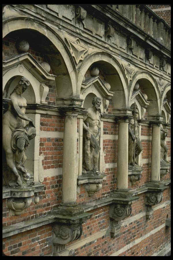 121076 Statuary On Outer Walls, Frederiksborg Castle A4 Photo Print