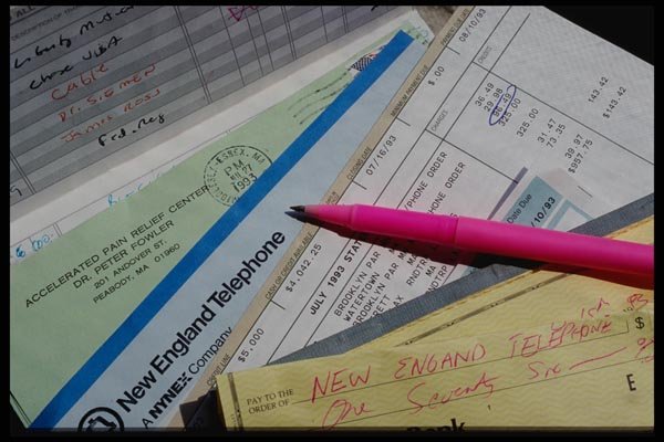 125021 Paying Bills A4 Photo Print