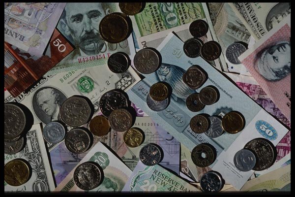 125022 Mixture Of World Currency, Bills And Coins A4 Photo Print