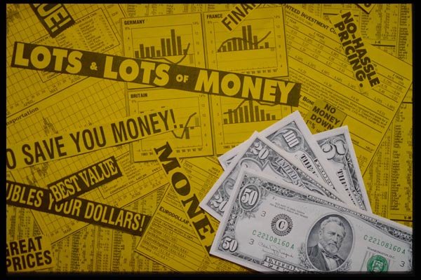 125083 Lots Of Money A4 Photo Print