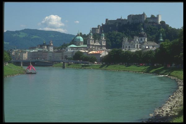 126084 Salzach River And Downtown A4 Photo Print