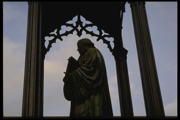 129066 Luther Statue, City Square, Wittenberg A4 Photo Print