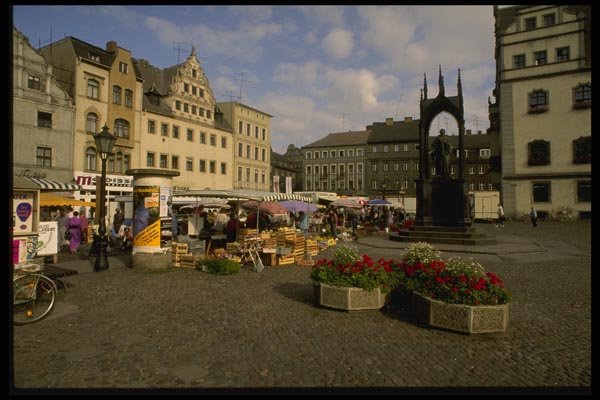 129074 Town Square, Wittenberg A4 Photo Print