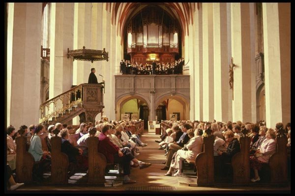 129077 Bach Concert, Thomas Church, Leipzig A4 Photo Print