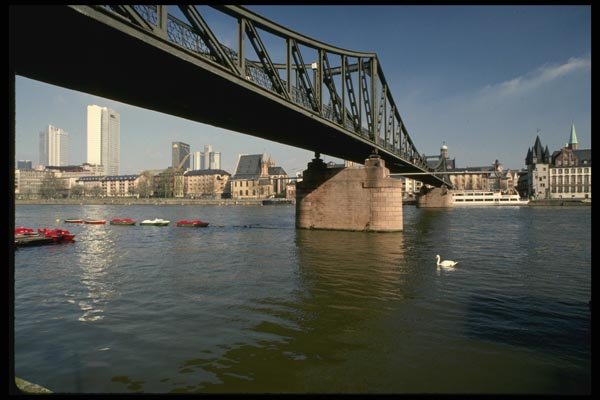 129090 Main River Bridge, Frankfurt A4 Photo Print