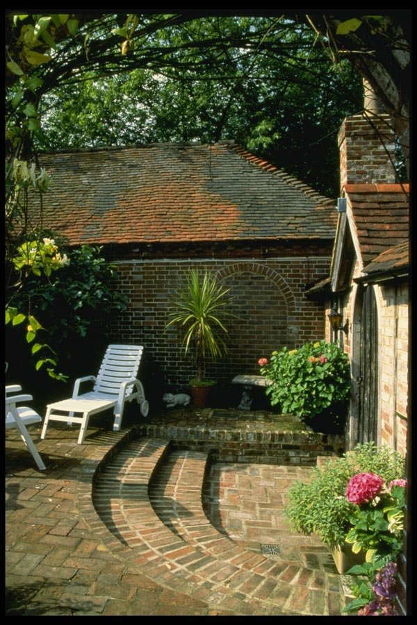 131098 Patio A4 Photo Print