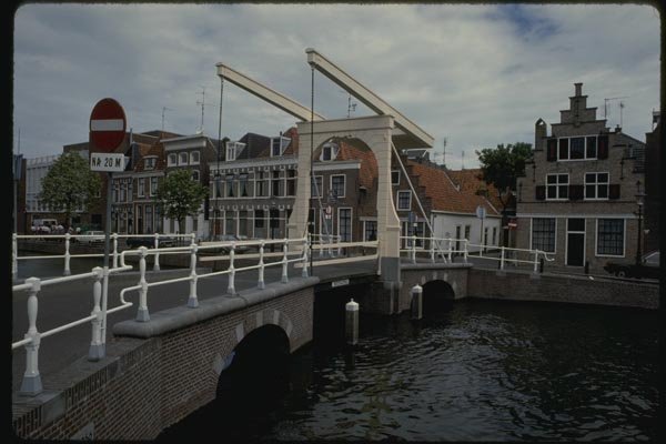 140010 Drawbridge A4 Photo Print