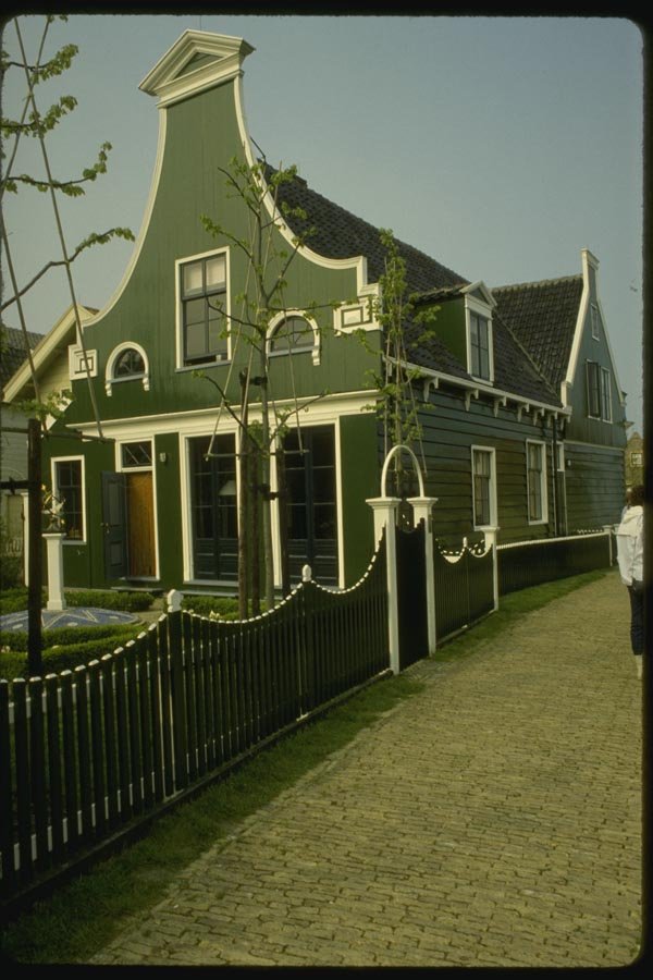 140018 House In Dutch Style A4 Photo Print