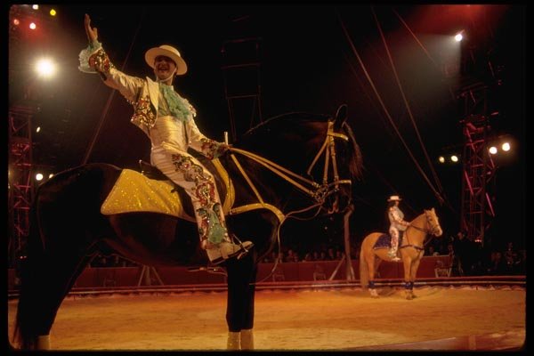 146098 The Performers Salute The Audience's Applause A4 Photo Print