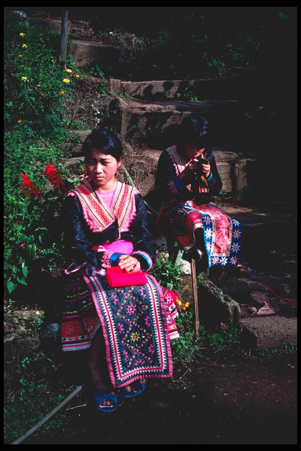 147067 Chiang Mai Meo Village Two Girls A4 Photo Print
