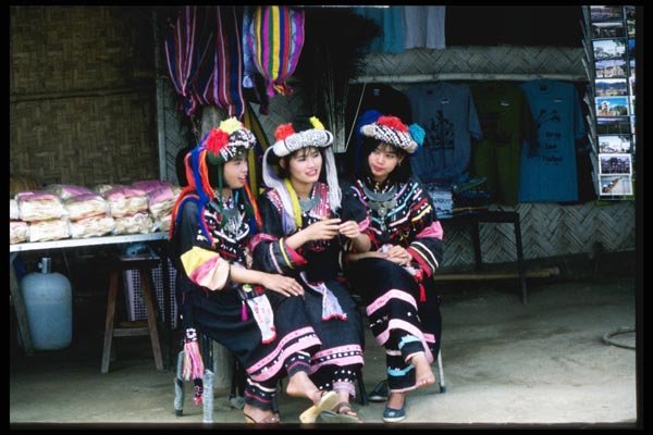 147087 Mai Sai Hill Tribe Woman A4 Photo Print