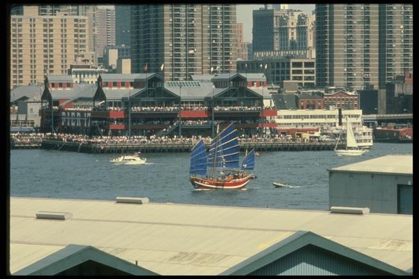 148011 Chinese Junk (sailing Ship) And South Street Seaport A4 Photo Print