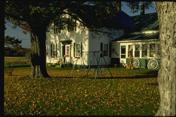 150035 Home In Fall A4 Photo Print