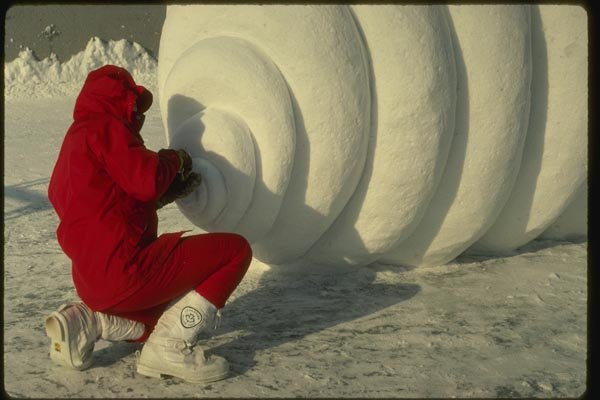 151059 Snow Sculpture At Work A4 Photo Print