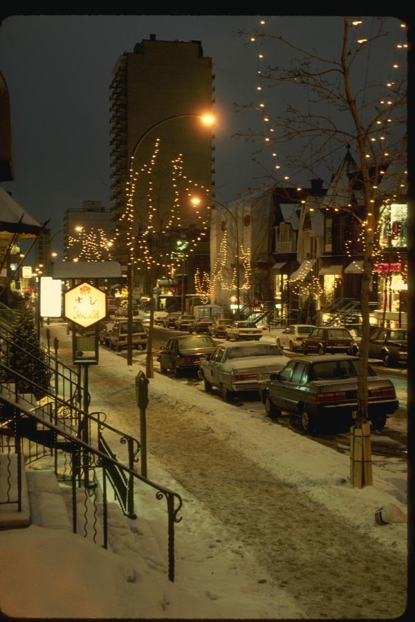 151062 Snowy City Street A4 Photo Print