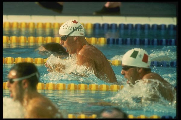 153023 Fighting For Position A4 Photo Print