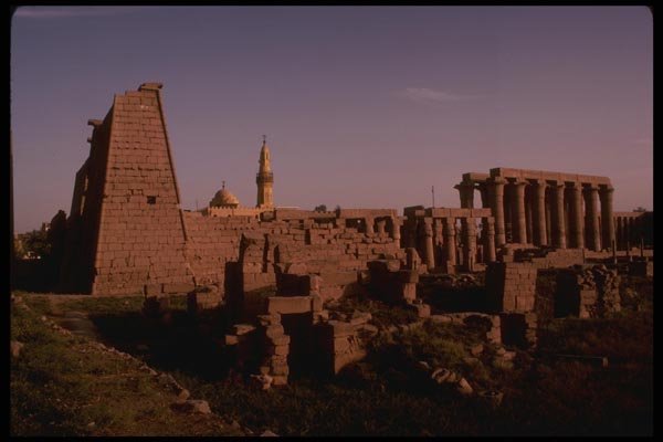 161095 Amen Temple, Luxor, Egypt A4 Photo Print
