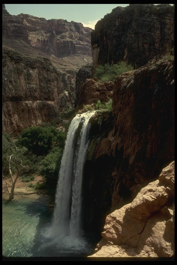 162088 Havasu Falls Pouring Down A4 Photo Print