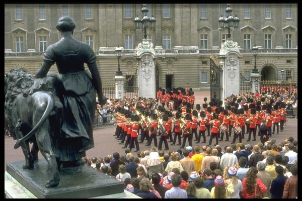 165000 Welsh Guards Band At Buckingham Palace A4 Photo Print