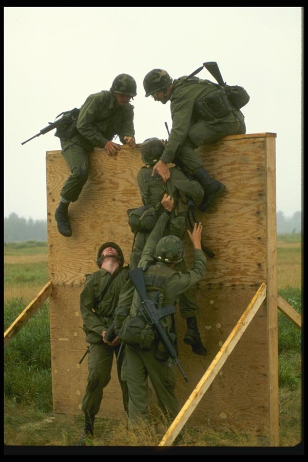 170001 Obstacle Course A4 Photo Print