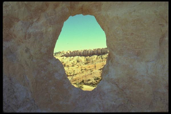 177065 Hole In The Rock, Bryce A4 Photo Print