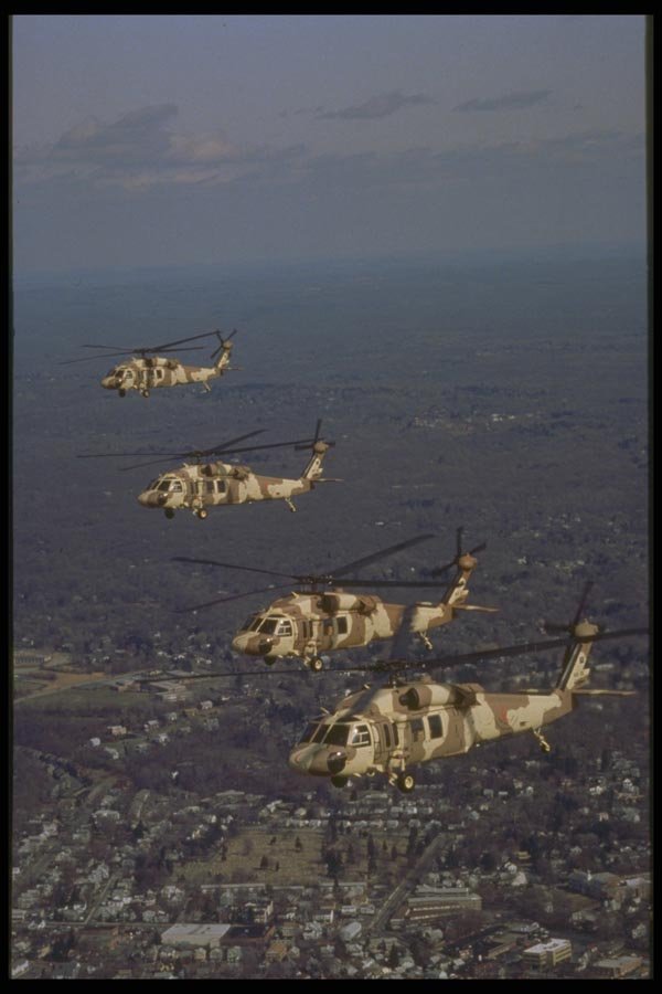 179063 Sikorsky Black Hawks (Gulf War Paint) A4 Photo Print