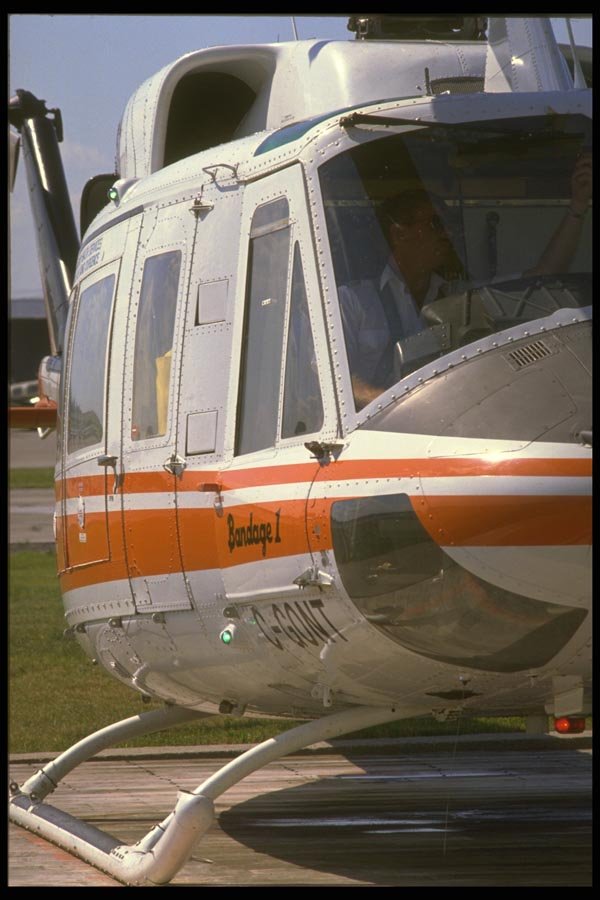179071 Twin Huey A4 Photo Print