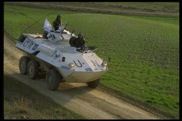 180000 UN Grizzly Patrol Vehicle, Cyprus A4 Photo Print
