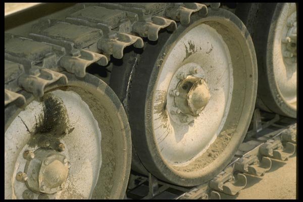 180009 M113 APC Tracks A4 Photo Print