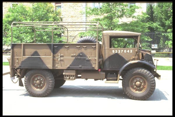 180058 WWII Vintage Utility Vehicle A4 Photo Print