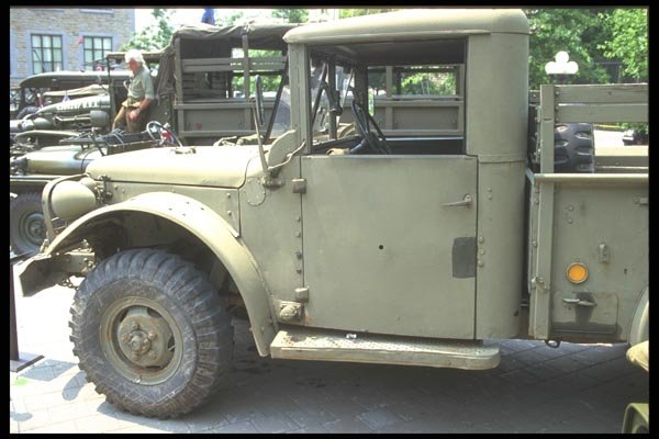 180059 WWII Vintage Utility Vehicle A4 Photo Print