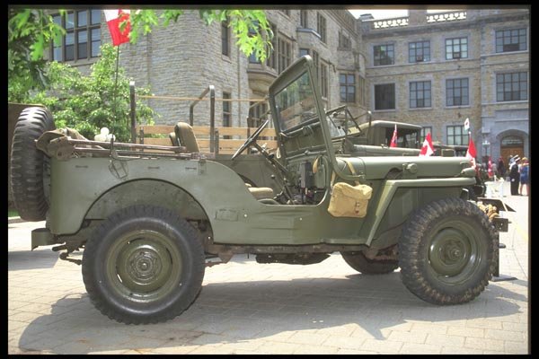 180060 WWII Vintage Jeep A4 Photo Print