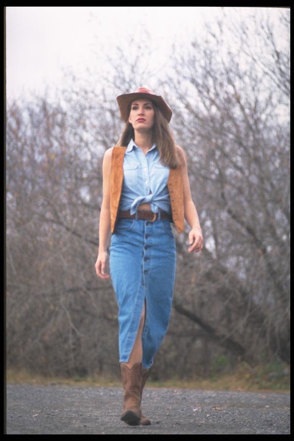 181028 Alison Hat And Vest 4 A4 Photo Print