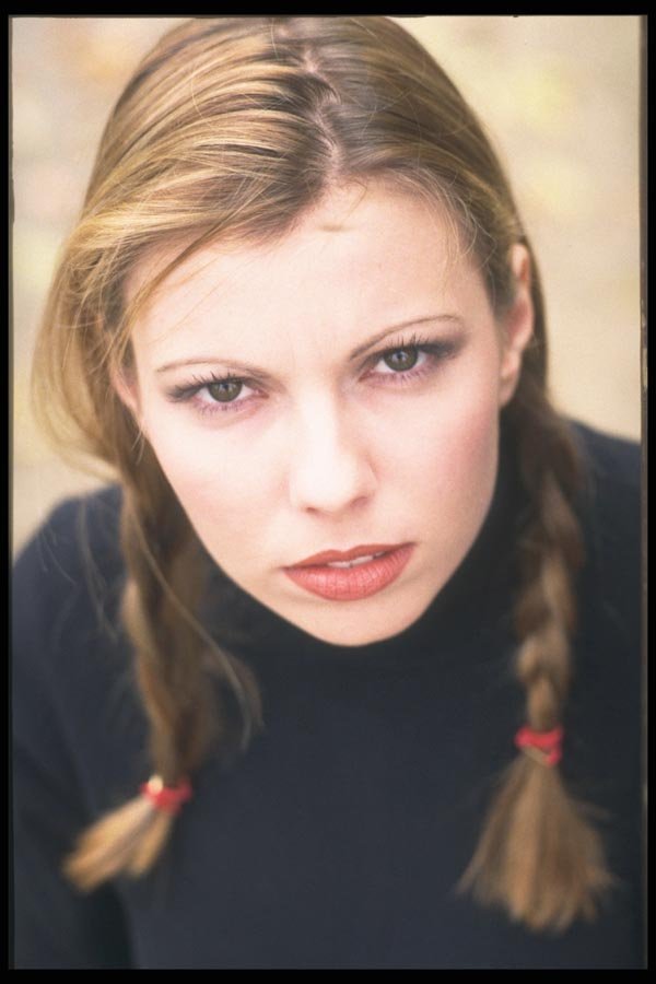181066 Sandra Close up A4 Photo Print
